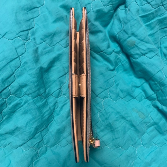 Kate Spade Cameron Street Stacy Wallet - Continental Wallet w/ Snap Closure - Picture 3 of 7